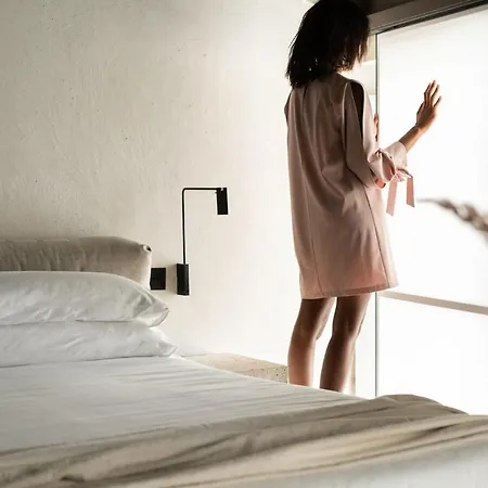 Hotel Scenario-3